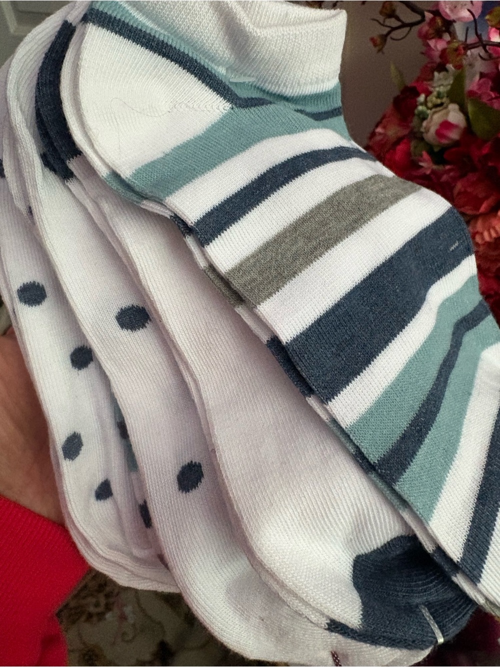 6 Pairs of Women’s Low-Cut Stripe & Dot Socks - White and Teal